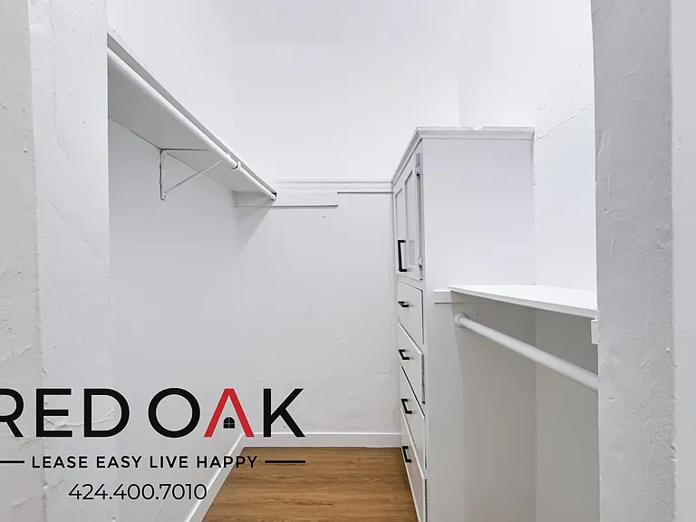660 S Cochran Ave #103 — Photo 10