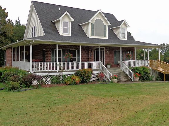 2nd image of 117 Laurelwood Dr
