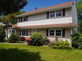 400 Fairview Ave, Colonia, NJ 07067