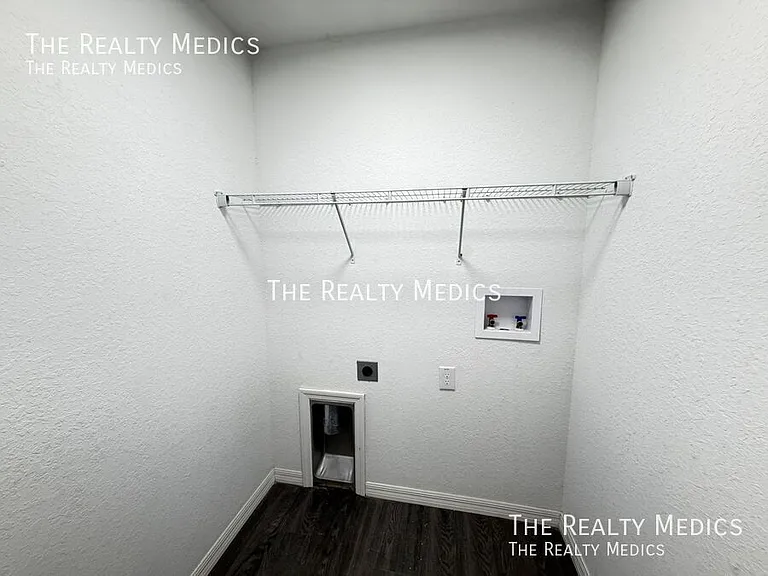 303 Sequoia Dr — Photo 19
