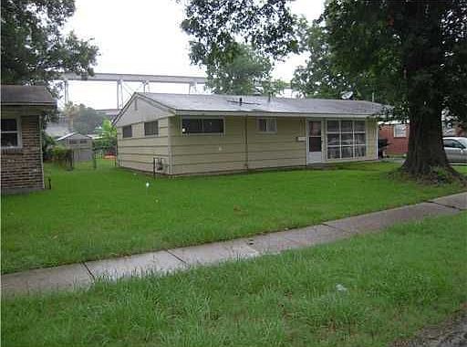 1st image of 1008 Barnes St