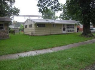 1008 Barnes St, Bridge City, LA 70094