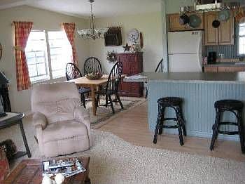 2nd image of 409 NE Jade Cir