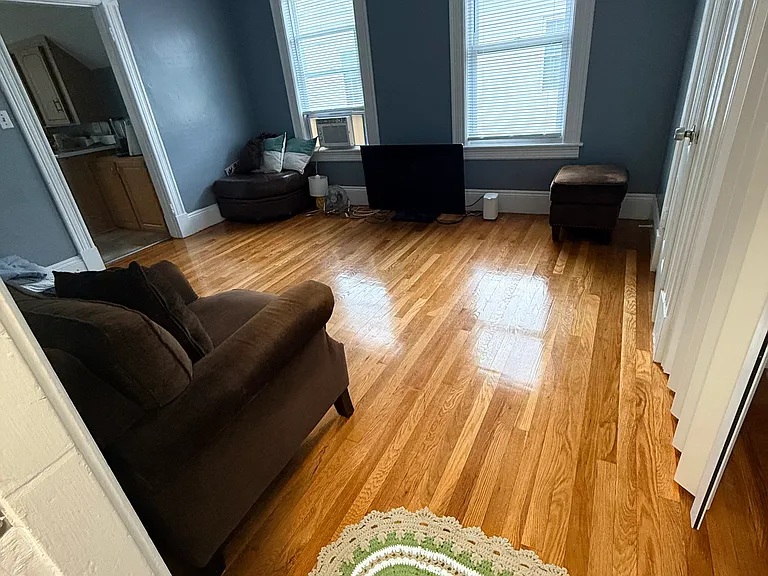 33 McKinley Ave #2 — Photo 4