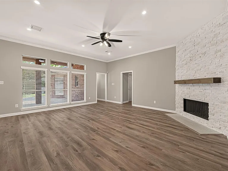 1527 Lake Pauline Ct — Photo 14