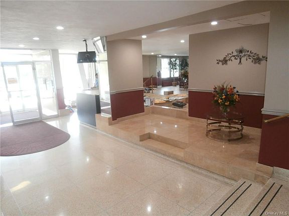 4th image of 1853 Central Park Ave APT 8G