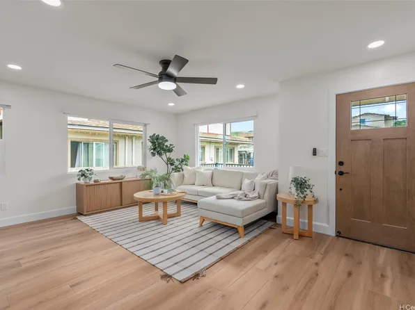 92-695 Paakai St, Kapolei, HI 96707