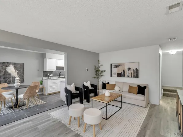 9867 Croke Drive, Denver, CO 80260