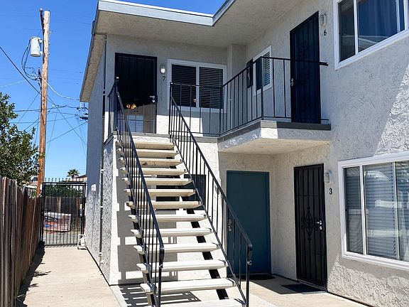 5th image of 3714 42nd St APT 5