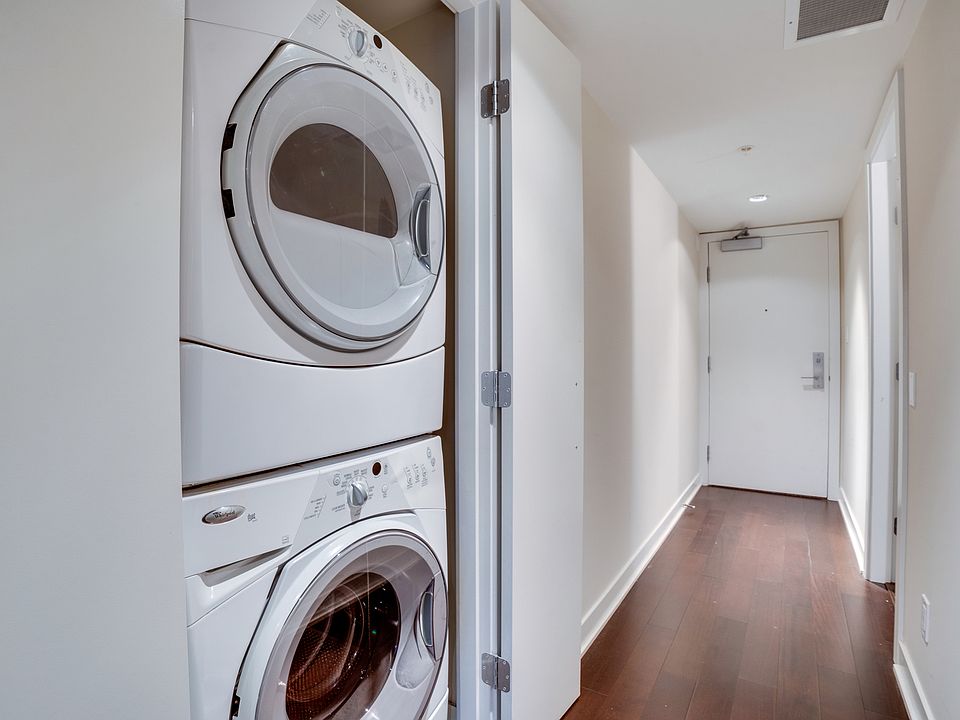 1st image of 1055 Richards St #1802