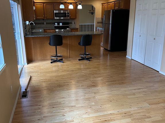 3rd image of 1106 E Spokane Ave