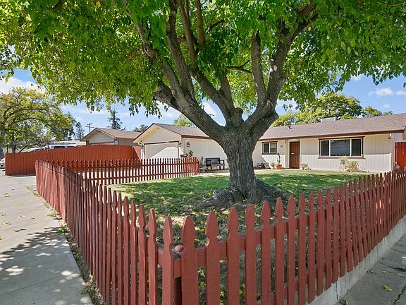 5th image of 6941 Franela Way