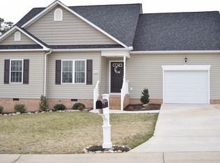 3938 Shenandoah Cir, Hopewell, VA 23860
