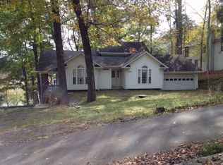 403 Red Bud Rd, Jamestown, KY 42629