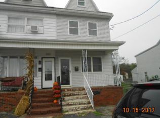 243 S Line St, Frackville, PA 17931