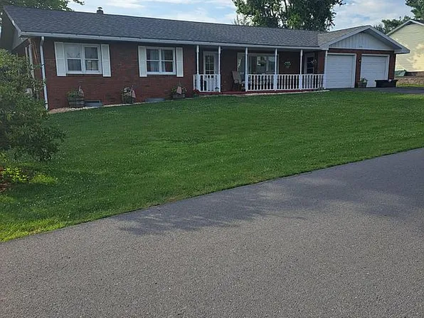 236 Shawnee Dr, Belleville, PA 17004