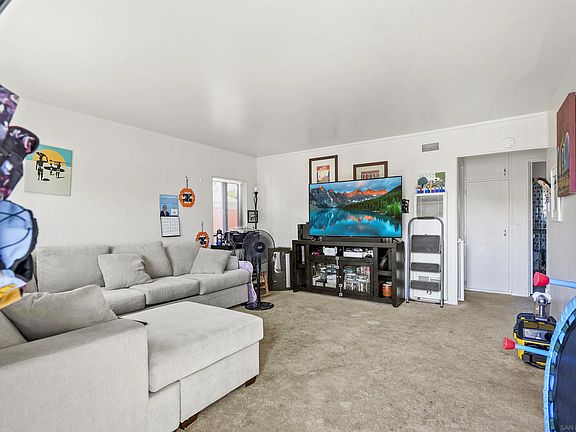 4th image of 4378 Tecumseh Way