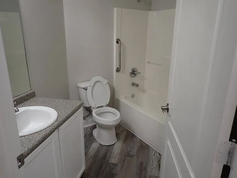 237 Cedar Mdw — Photo 18