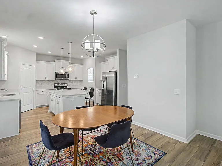 160 Spring Hill Dr — Photo 6