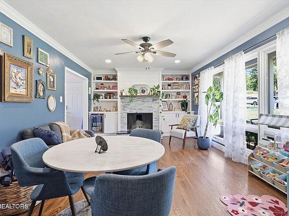 4th image of 8705 Cranwood Dr