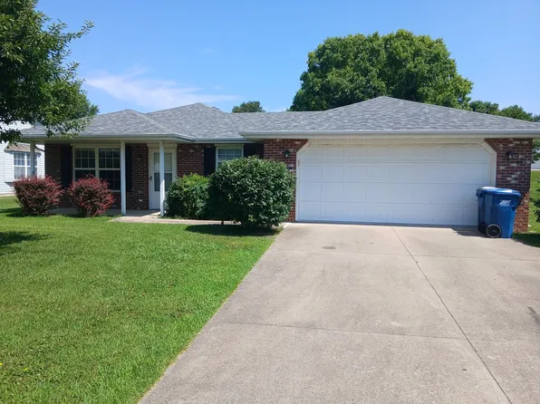 3928 Liverpool Dr, Jefferson City, MO 65109