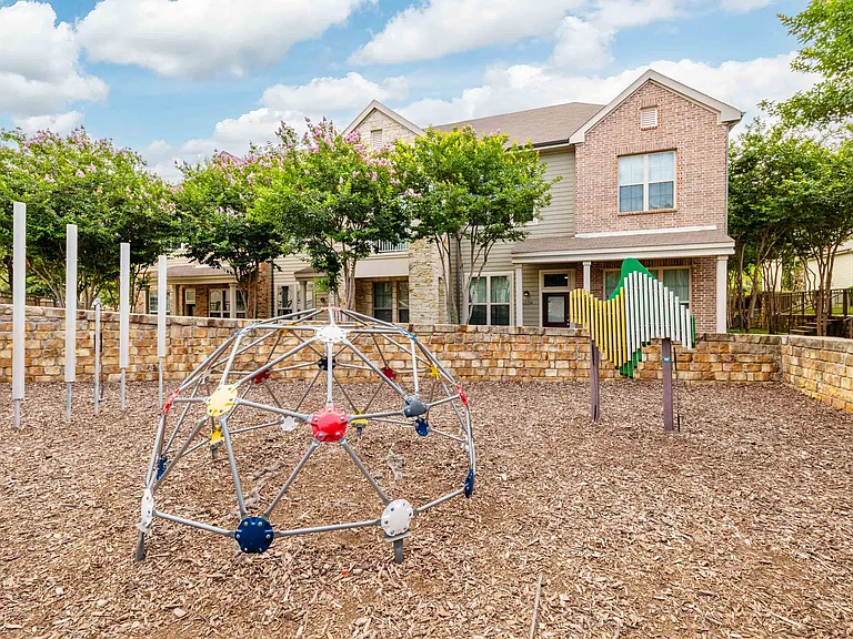 The District At Cypress Waters - Parson's Green — Photo 40
