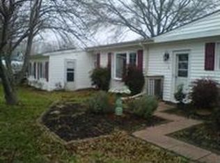 40504 Waterview Dr, Mechanicsville, MD 20659
