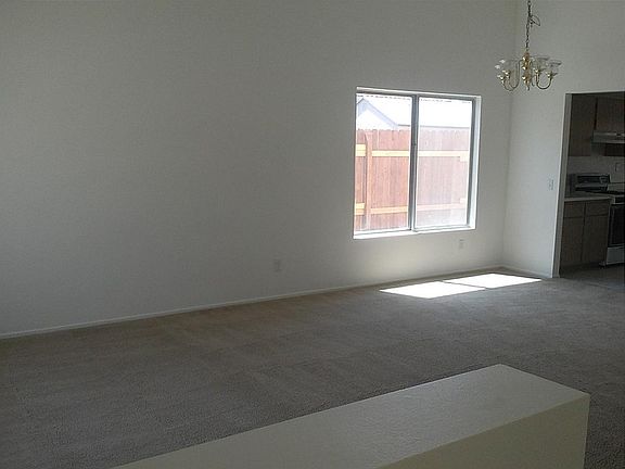 5th image of 11156 Palo Verde St