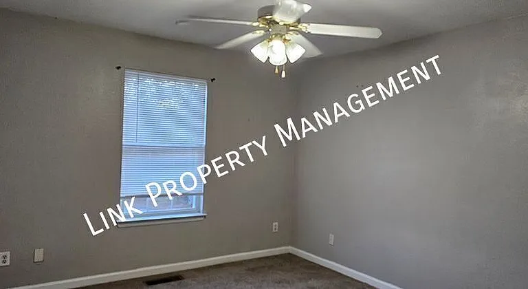 1106 Carline Rd #D — Photo 4