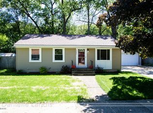 4686 Blaine Ave SE, Kentwood, MI 49508