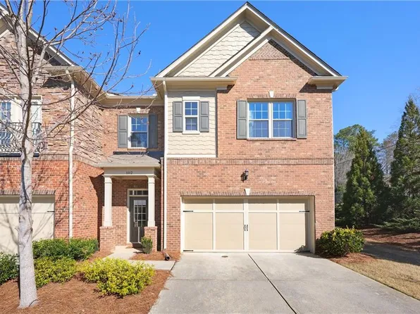 102 Beverly Pl, Sandy Springs, GA 30328