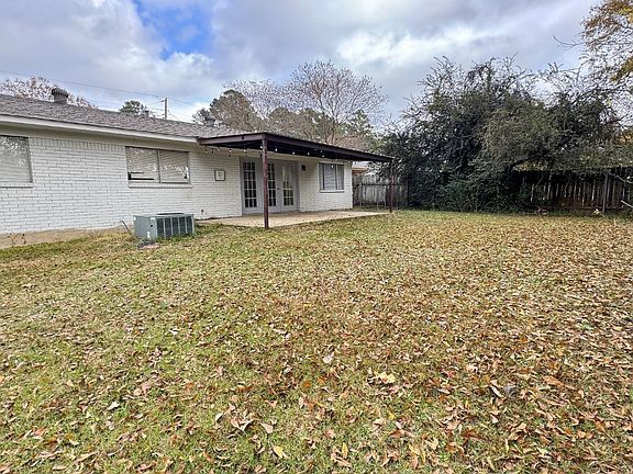 4th image of 123 Roxanna Dr