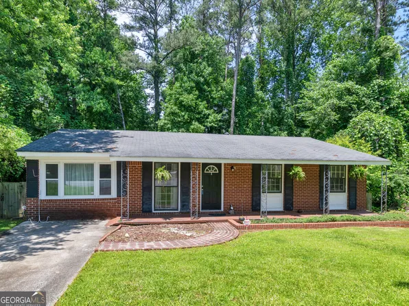 1356 Lori Ct, Conley, GA 30288