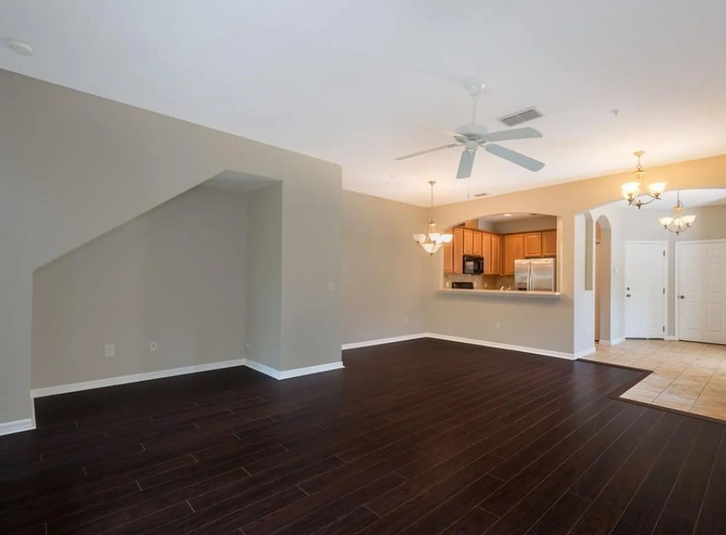 September is around the Corner! Wekiva Park 3BR Townhome with Modern Updates — Photo 3