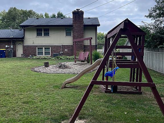 4th image of 3326 Gravelie Dr