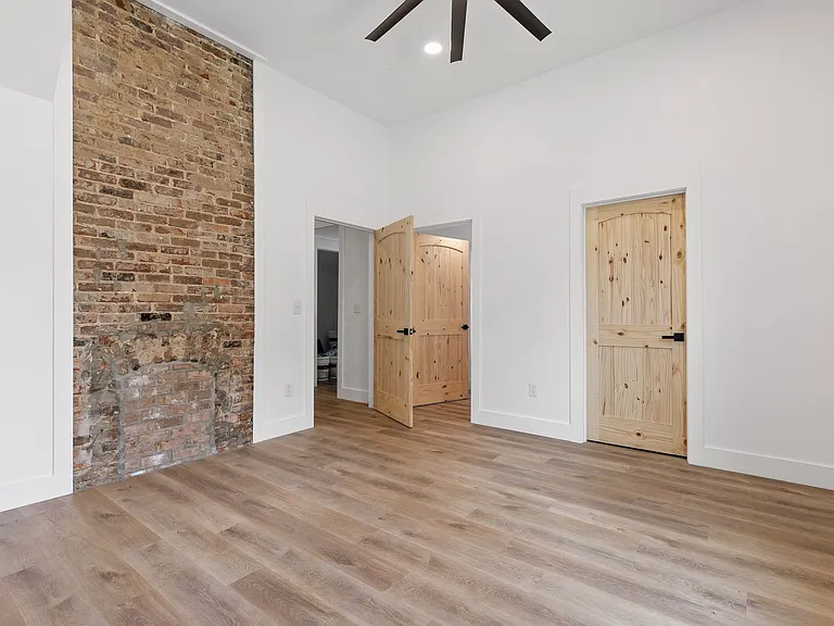 1704 Bailey Ave — Photo 11