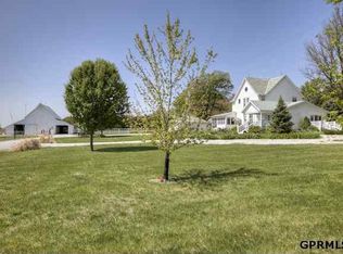 6212 144th St, Weeping Water, NE 68463