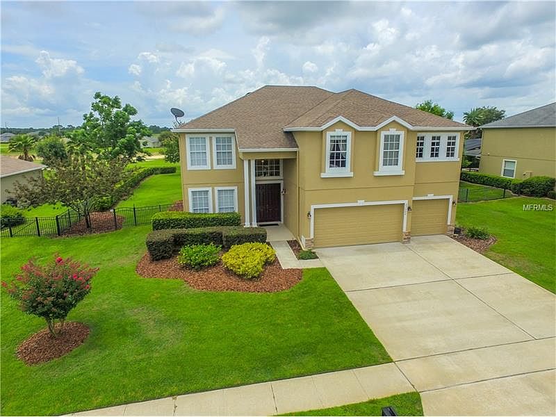 1st image of 23502 Valderama Ln