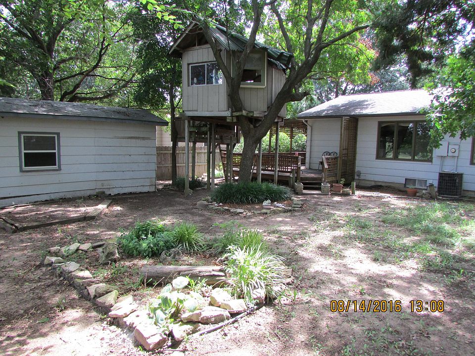 2nd image of 232 E Centennial Rd
