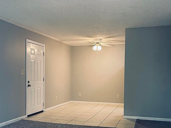4th image of 1007 Liberty Dr Unit 1007