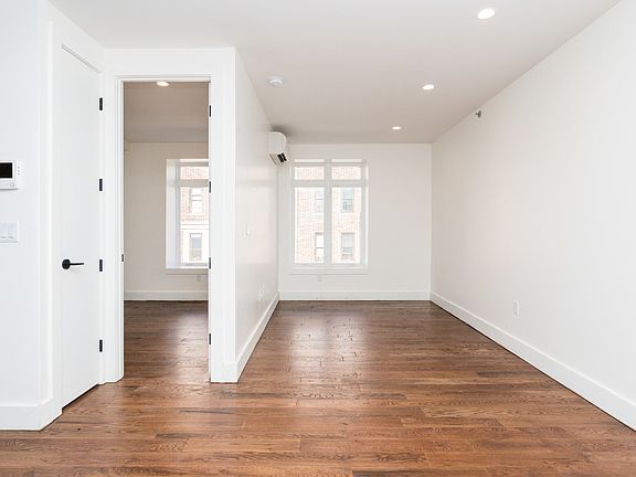 4th image of 1054 Bushwick Ave #4K