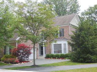 515 Guinevere Dr, Newtown Square, PA 19073