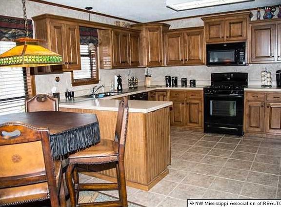 3rd image of 4841 Big Horn Dr N