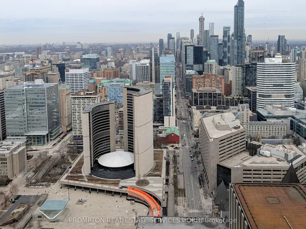 70 Temperance St, Toronto, ON
