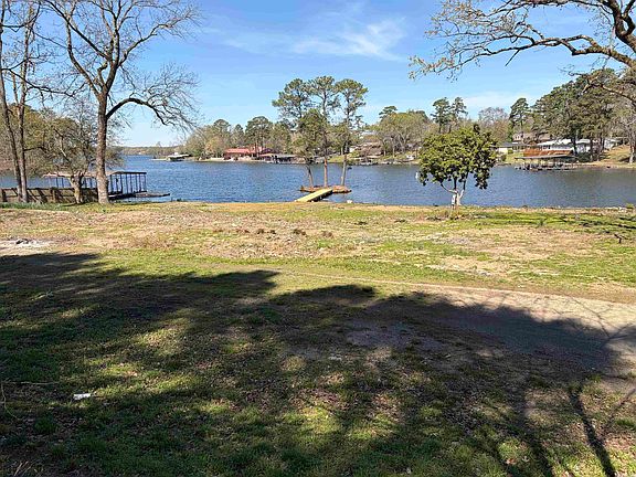 4th image of 192 Rivers Dr