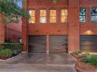 1728 Nicholson St, Houston, TX 77008