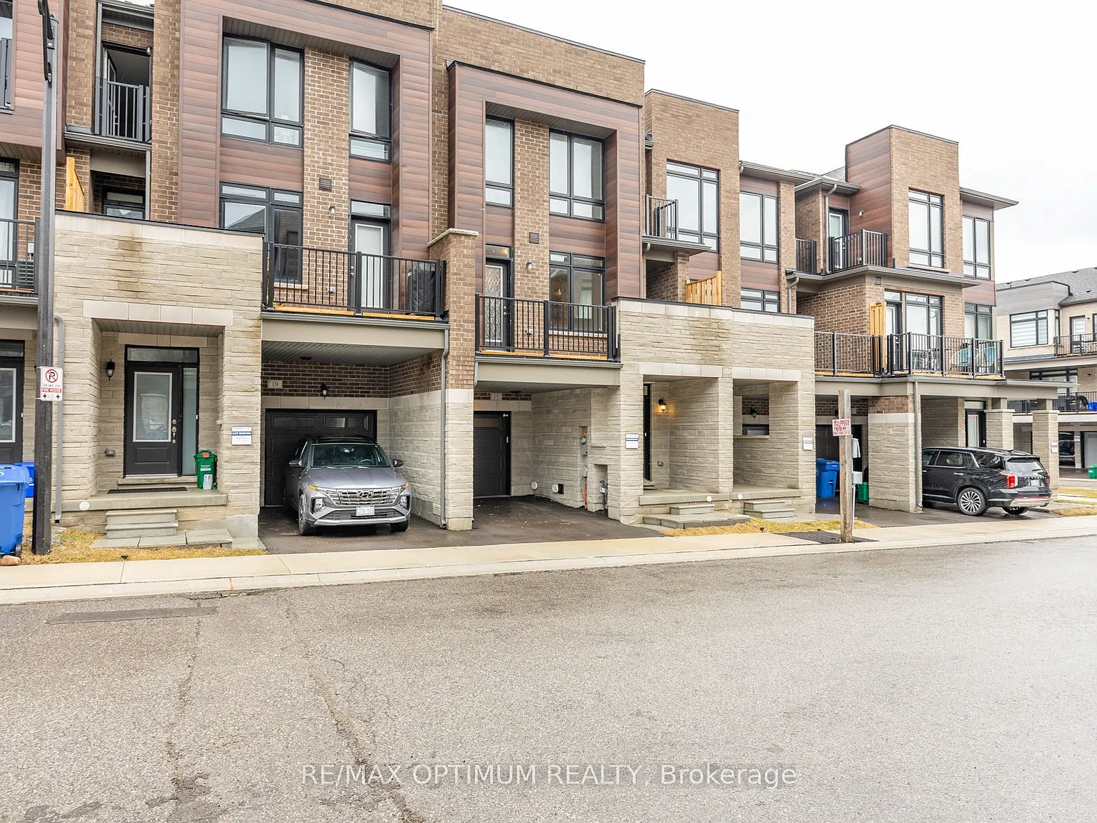 3 bed, $3,400 — Photo 2