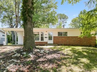 500 Saint Edward Ln, Florissant, MO 63033