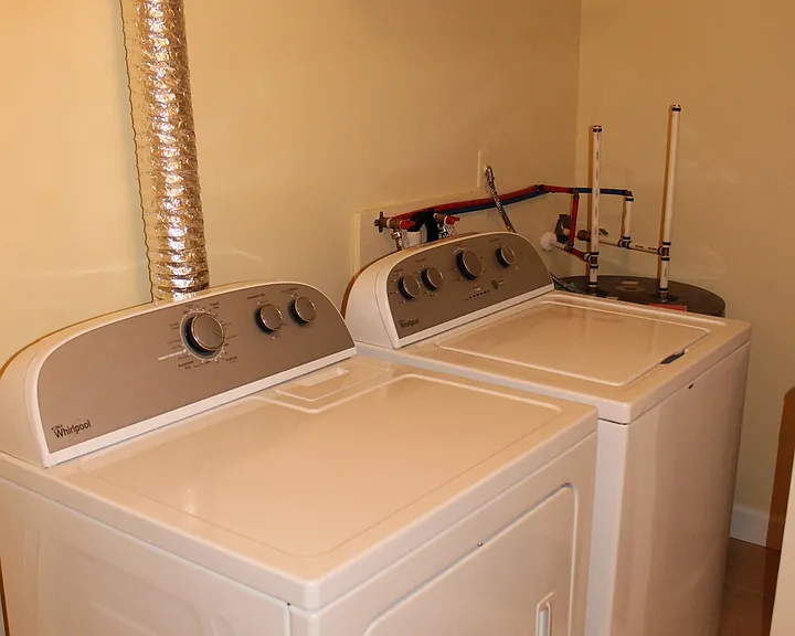 138 W America St #38 — Photo 8