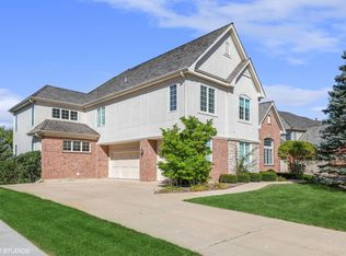1112 Jonathan Dr, Inverness, IL 60010